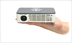 AAXA P450 Pico Projector