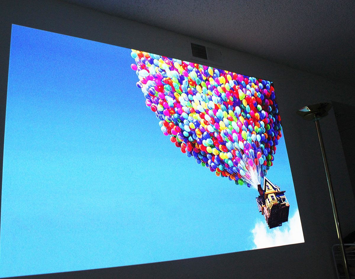 P700 Pico Projector